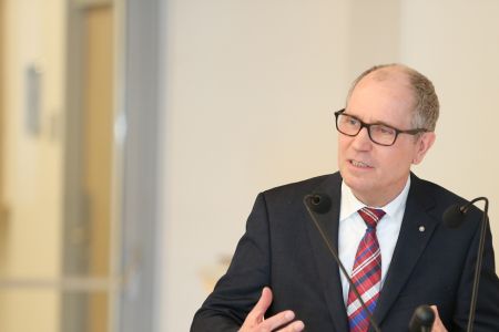 Landrat Müller bei einer Rede